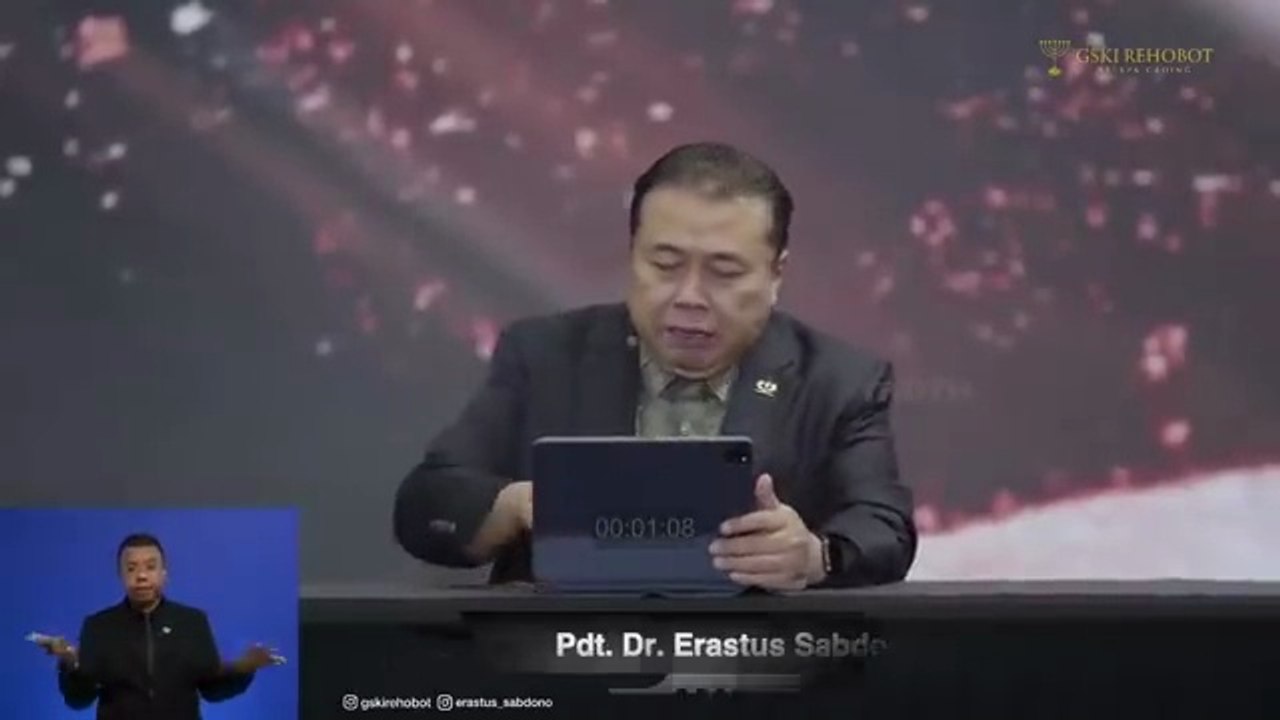 MEMAINKAN KEBERAGAMAAN