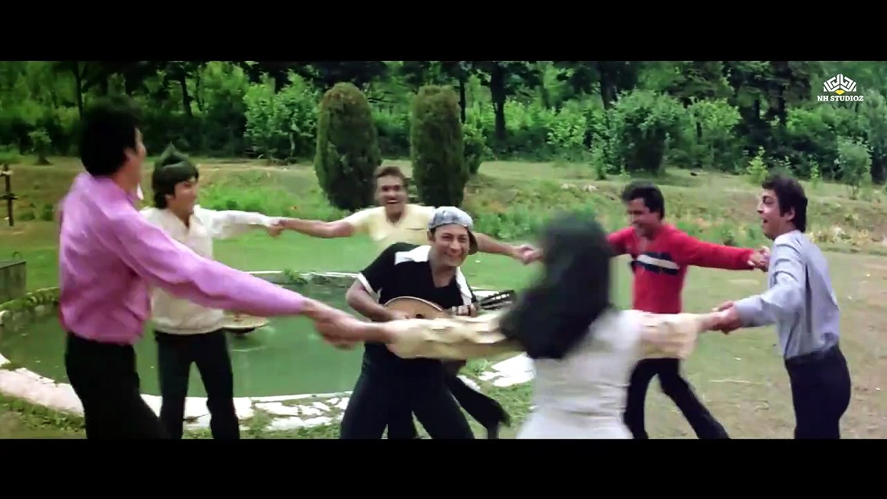 Dukki Pe Dukki Ho Ya satte Pe Satta singer Kishore Kumar starcast. Amitabh Bachchan, movie satte Pe Satta