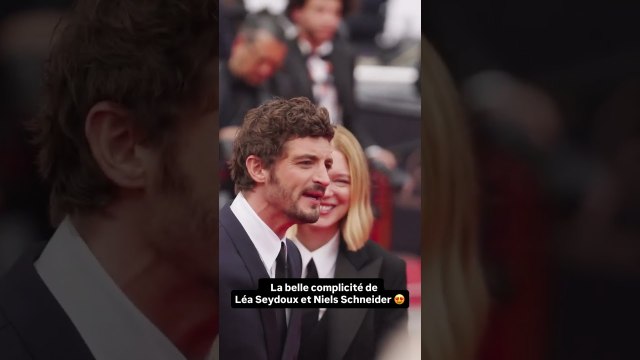 La belle complicité de Léa Seydoux et Niels Schneider après la projection de L’inconnue