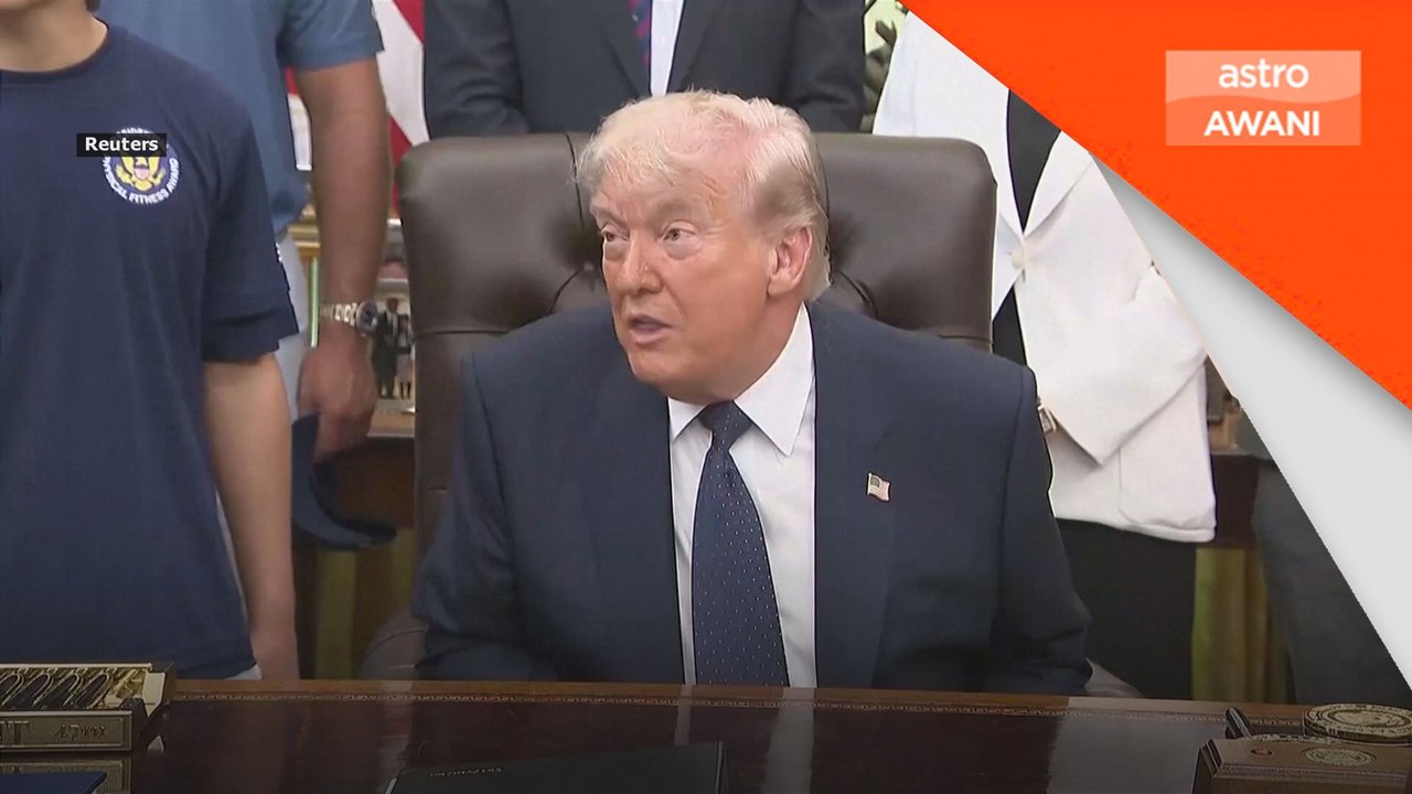 Trump dakwa tangguh serangan ke atas Iran bagi beri laluan rundingan damai.