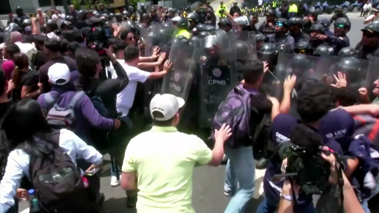 Proteste an Zentraluniversität in Venezuela nach Tod von Häftlingen