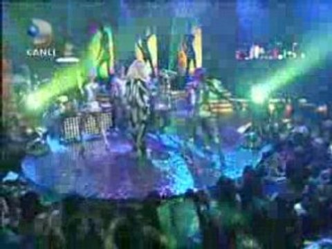 Demet Akalin-Selam Söyle Canli (Beyaz Show)