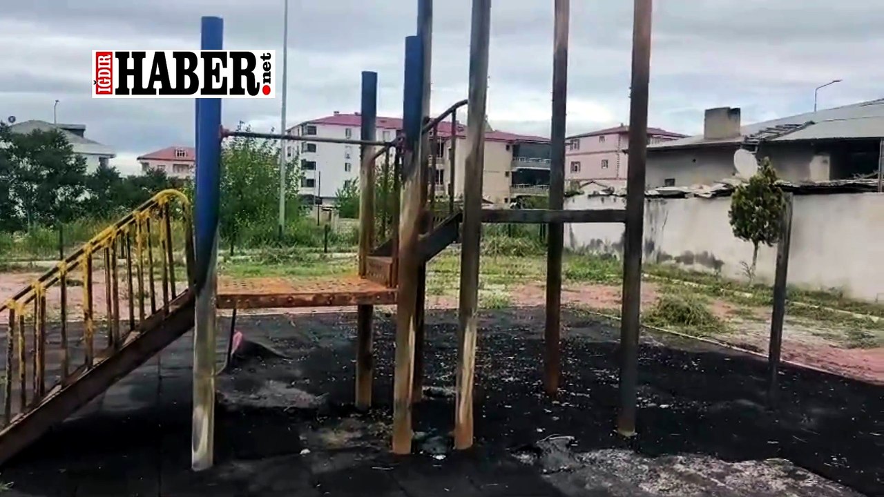Iğdır’da çocuk parkı yangınının izleri silinmedi