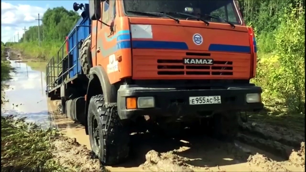 Camions Tout-Terrain Extrêmes 🚛❄️ Boue, Neige & Franchissements Impossible