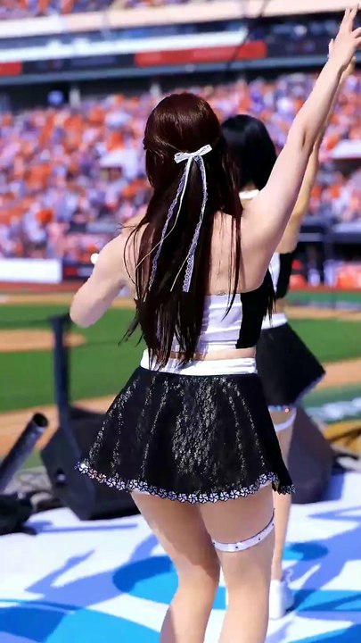 [직캠] "뚜뚜뚜뚜 아웃송" 이예빈 치어리더 레전드 무대 + Cheerleader EP 1