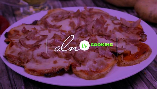 طريقة عمل بيتزا البطاطا الشهية