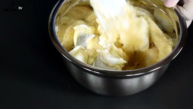 طريقة عمل بسبوسة بالكريمة الشهية