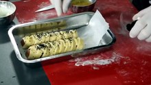 طريقة عمل فطيرة الهوت دوغ