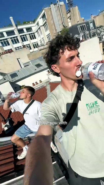 Une quête secondaire à Paris !