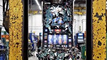 Hydraulic Press vs Slot Machine! Crushing Big Wins into Metal Scrap (ASMR)