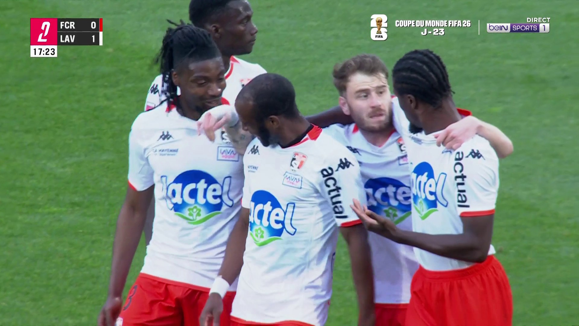 Barrage Ligue 2/ Ligue 3 : Laval refroidit Rouen d'un banger !