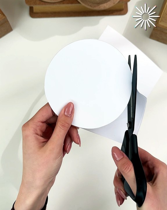 Making beautiful paper flowers is this easy🌼