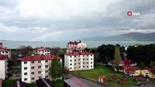 Van Gölü üzerinde gökkuşağı şöleni