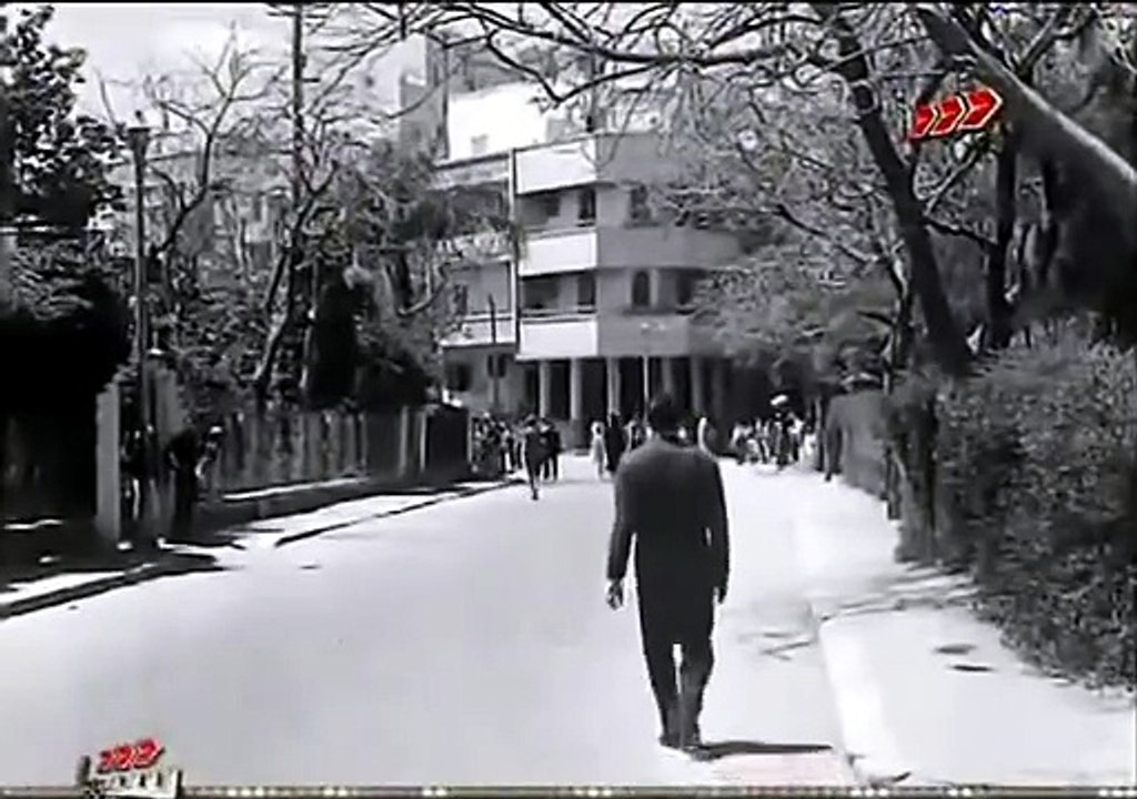فيلم نار في صدري بطولة أحمد مظهر, بوسي