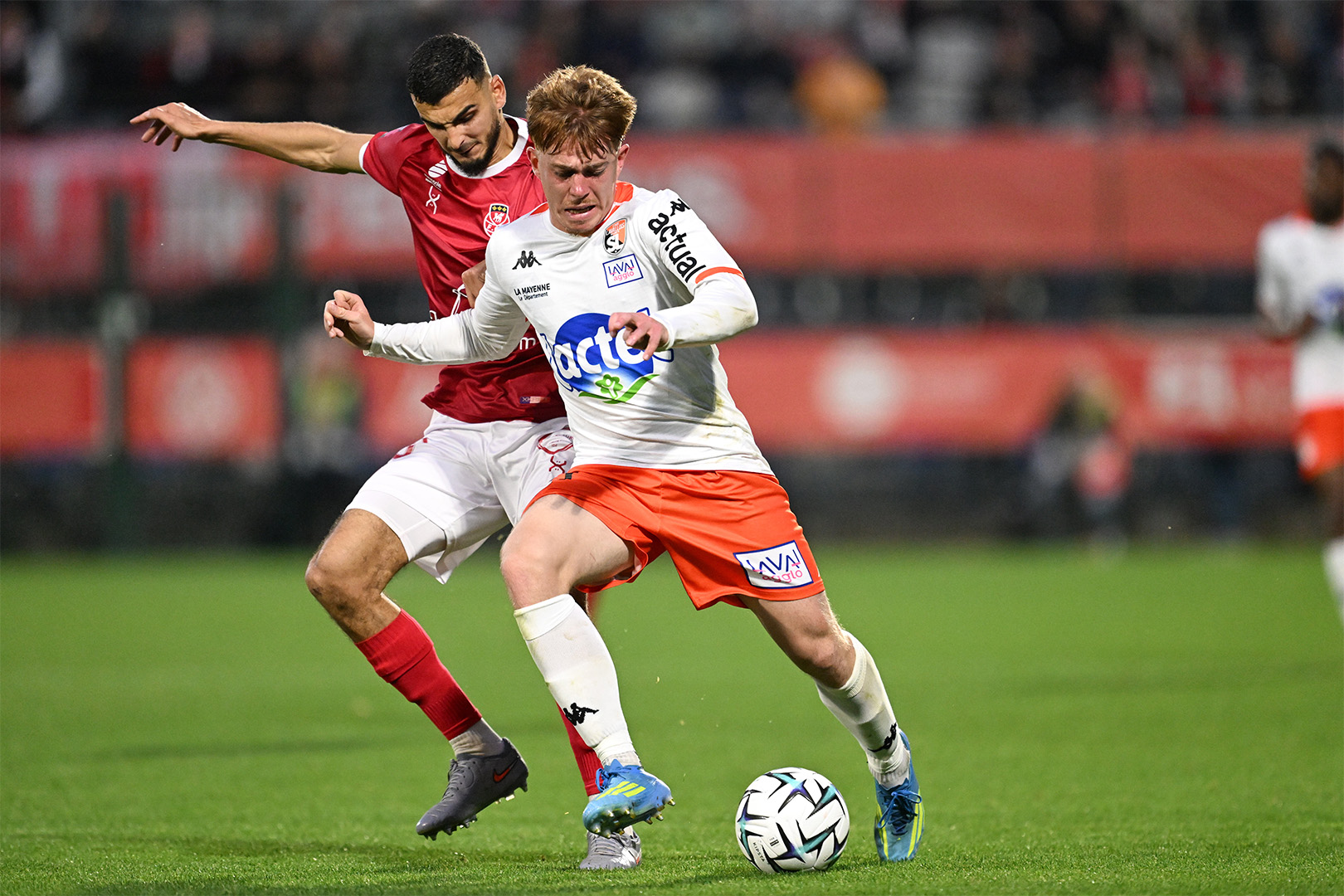 Barrage Ligue 2 / National : Laval et Rouen dos à dos avant le match retour