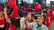 Bodrum’da kalabalık meydanlara sığmadı