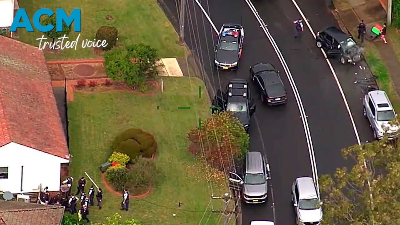 Police pursuit ends in crash, arrest