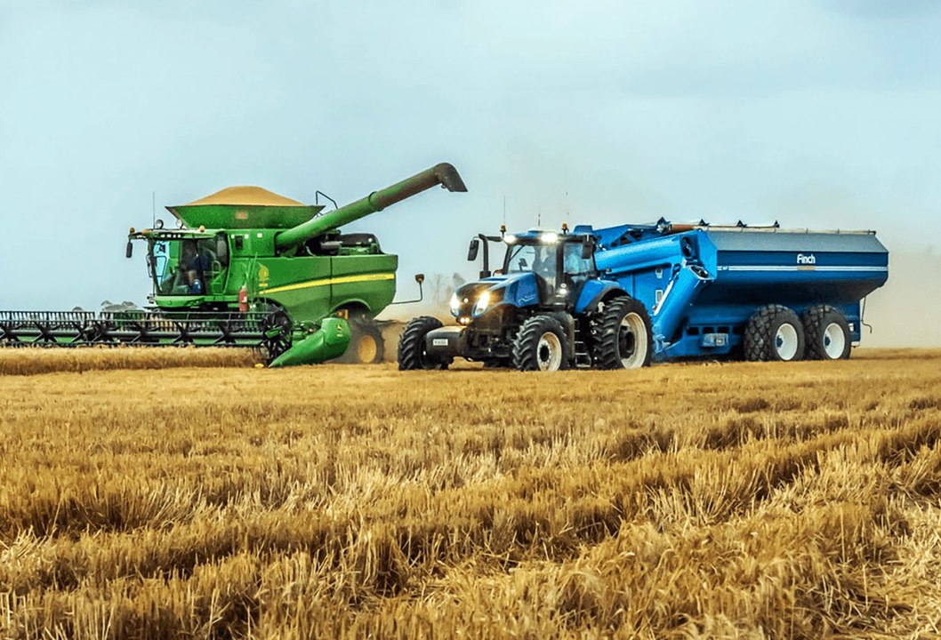 Prized cropping operation on the border up for sale.