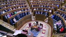 Cayetana atiza a Sánchez, que huye del Parlamento indemne y sin responder sobre Zapatero: «¡Y se fue el ultra plus!»
