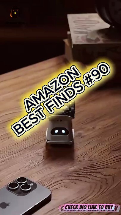 This Mini Robot Just Won the Internet! 🤖✨