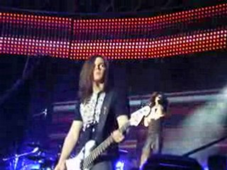 Tokio Hotel Bercy 09.03 Vergessene Kinder [2]