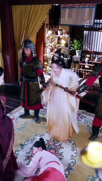 For the Throne, He Betrayed the Woman He Loved… And Regretted It Foreve