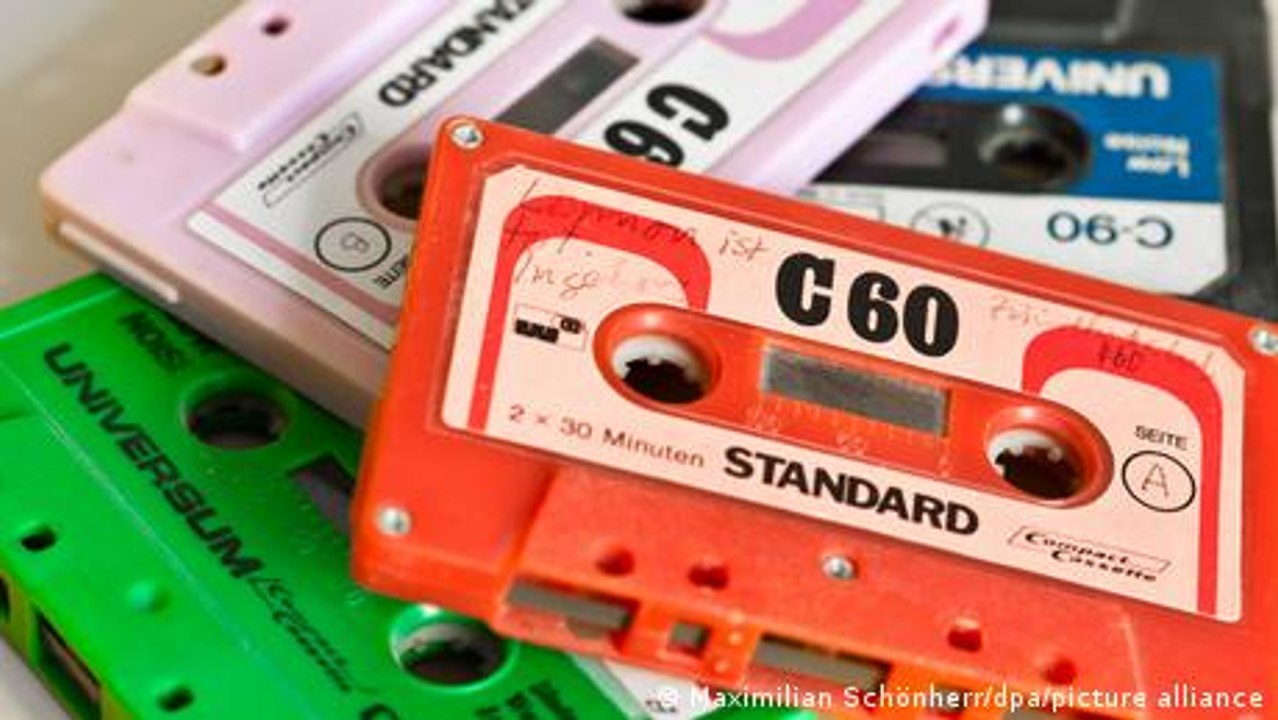 How Malawi farmers are using old cassette tapes...