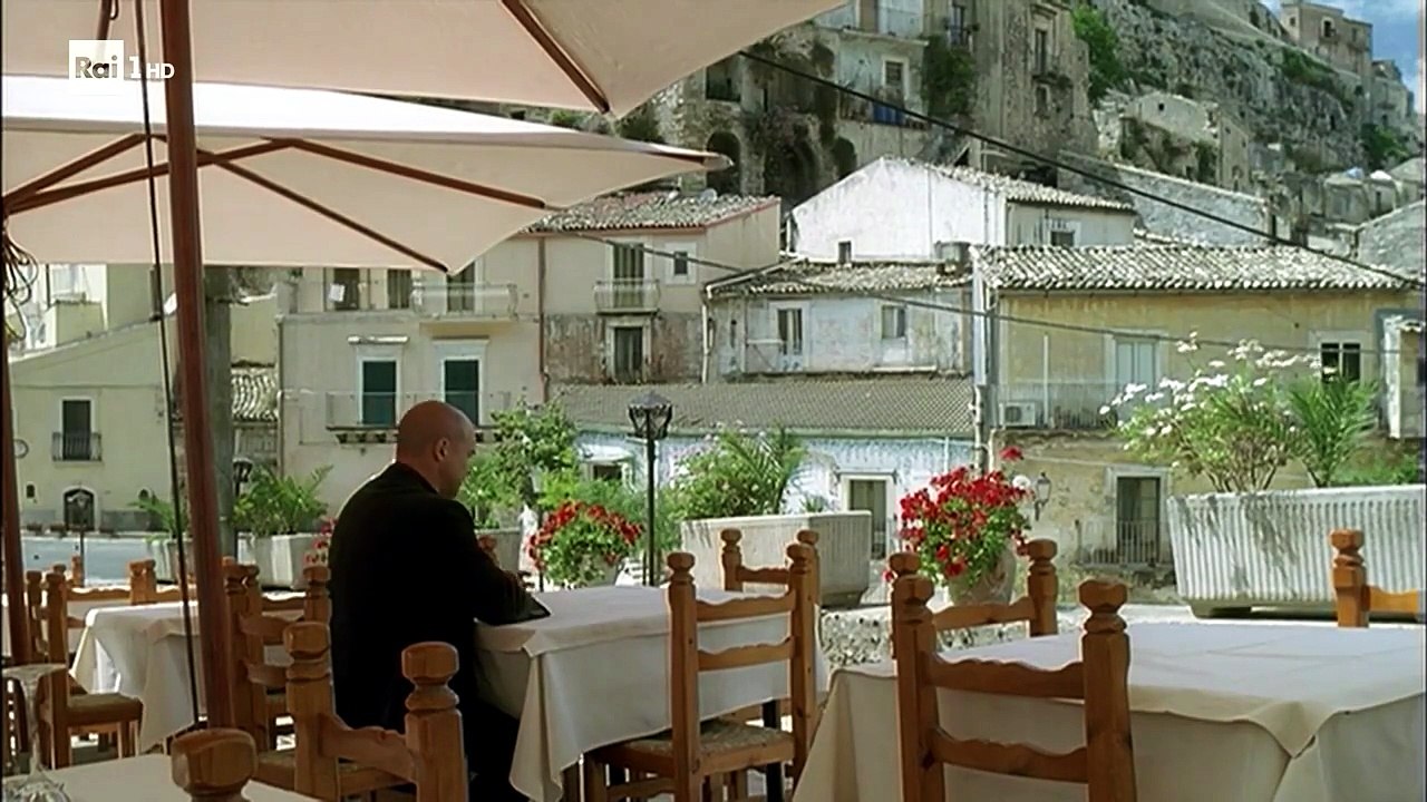 Il Commissario Montalbano 5x02 Par Condicio