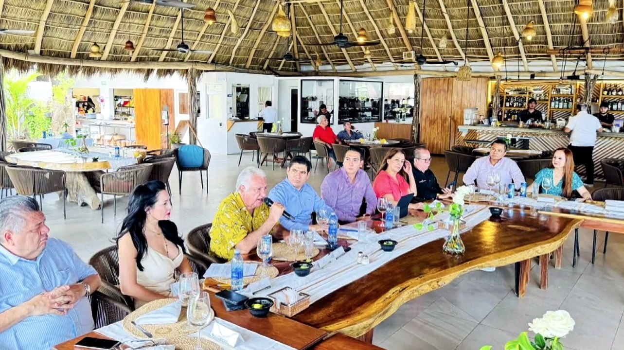 Funcionario de Vallarta debía 4 años de permiso para vender alcohol | CPS Noticias Puerto Vallarta