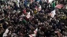 احتفالات جنونية أمام نادي الزمالك بالدوري