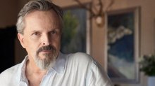 Miguel Bosé agradece apoyo a su tour "Importante"