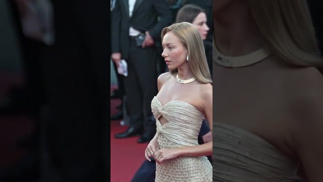 ✨ Ester Expósito sur le tapis rouge du Festival de Cannes pour la montée des marches du film La