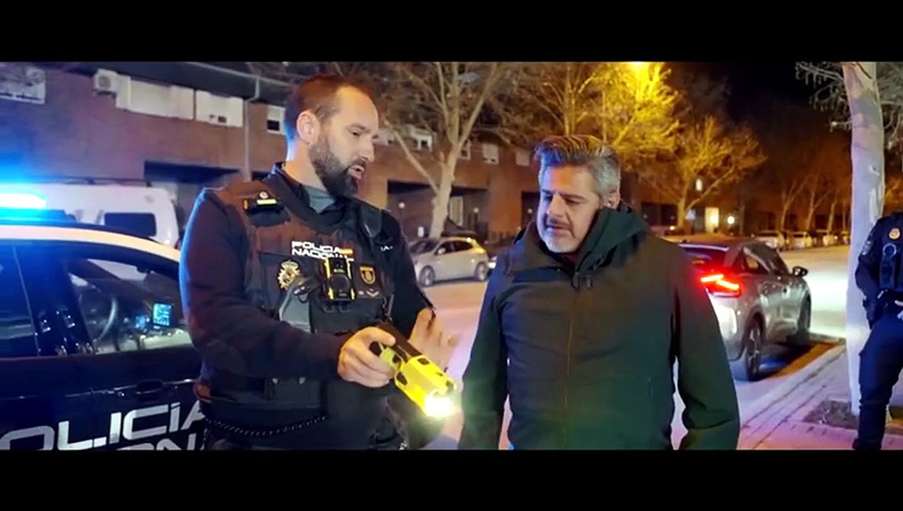 Apatrullando con la policía En español