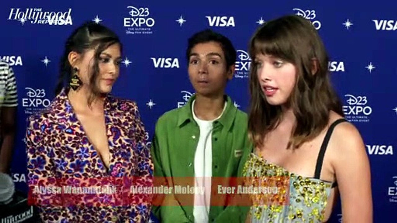 'Peter Pan & Wendy' Cast Play Disney 'Would You Rather?' [Full Movie]