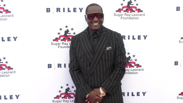 Johnny Gill attends the Sugar Ray Leonard Foundation's 15th Annual Big Fighters, Big Cause Charity Boxing Night