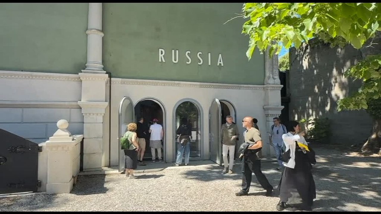 Biennale, la strana presenza del Padiglione della Russia