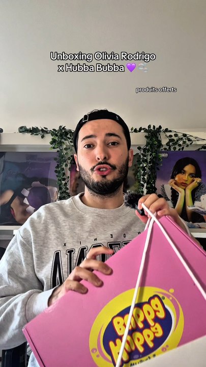 Unboxing Olivia Rodrigo x Hubba Bubba 💜