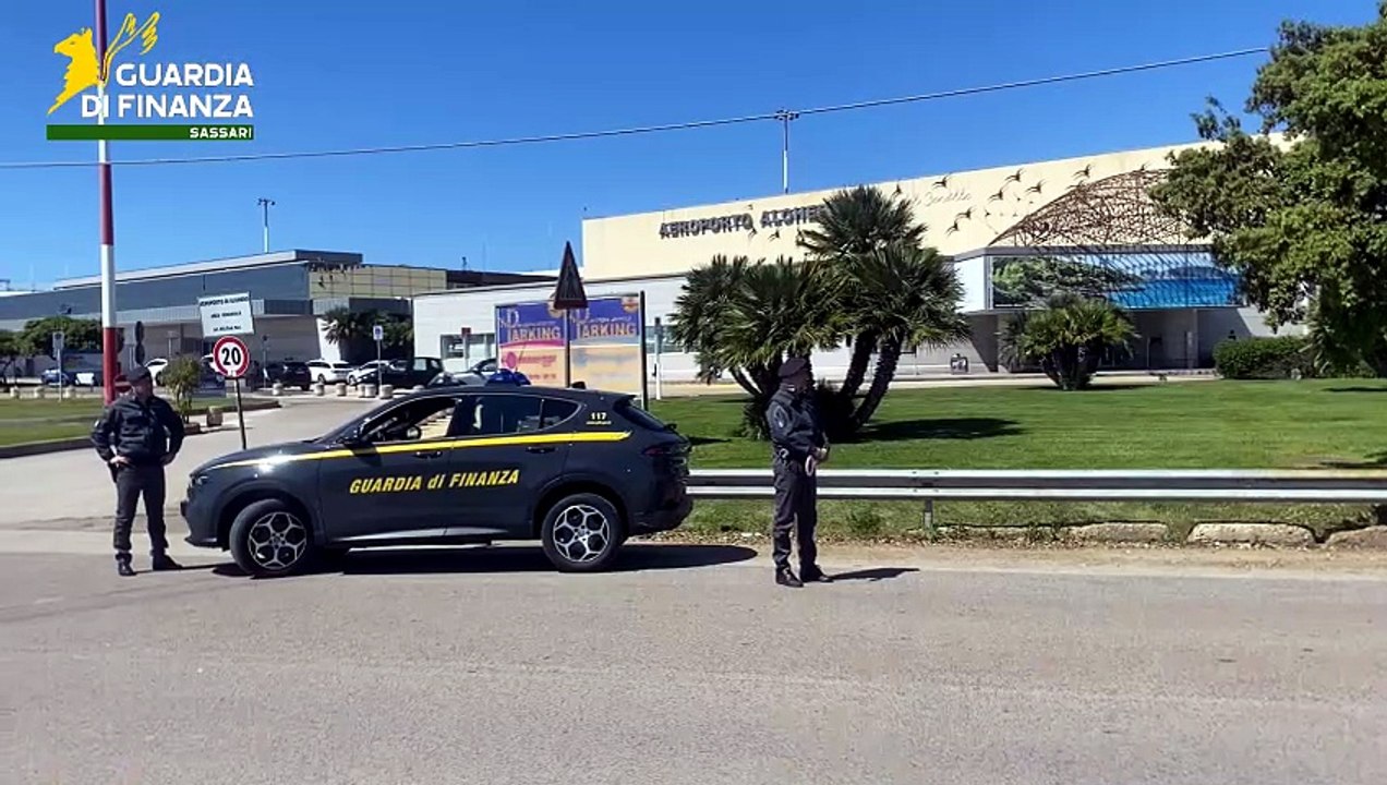 Arrestato corriere della droga all'aeroporto di Alghero