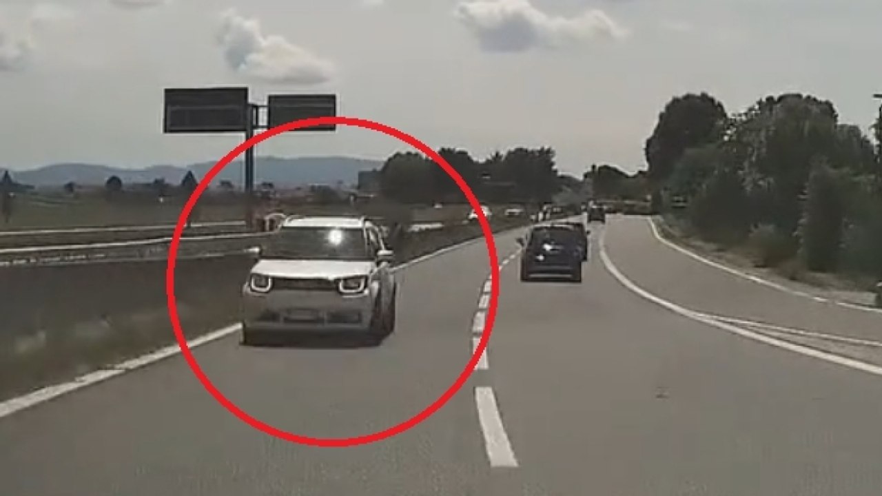 Contromano in tangenziale a Torino, evita lo schianto per un soffio. Video da brividi