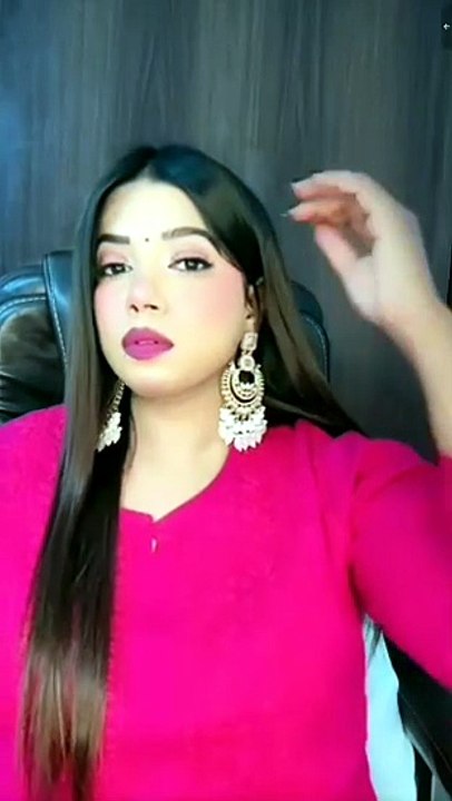 Viral Most Beautiful Bangladeshi Girls Liza Monir Open Show
