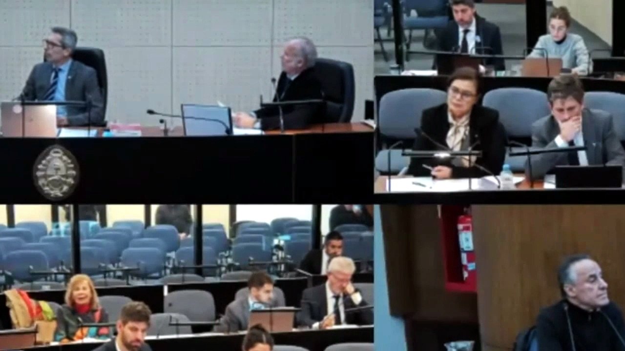 Juicio de la causa Cuadernos: el portero de Cristina se arrepintió y dejó al desnudo la maniobra de Bonadio y Stornelli