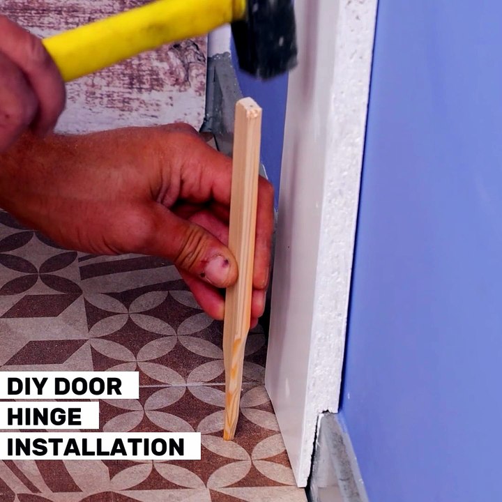 Installing a door hinge made easy