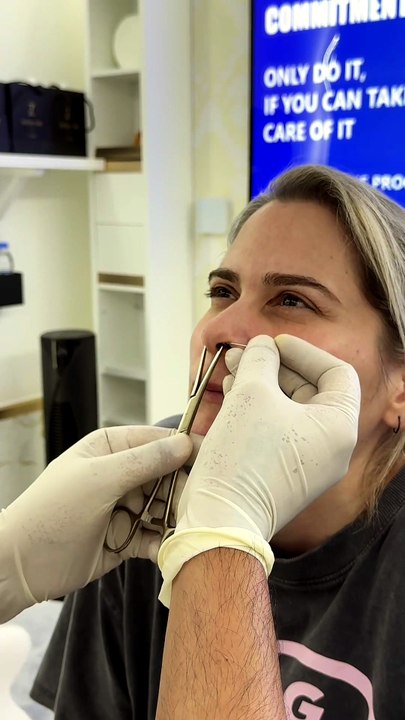 I Let a Needle Through My Nose: Here's How It REALLY Felt | #septumpiercing Experience #nosepiercing