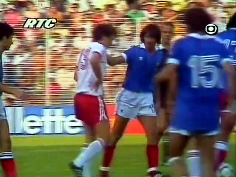 Copa do Mundo 1982 Polônia x França (3º lugar) com Galvão Bueno (Globo)