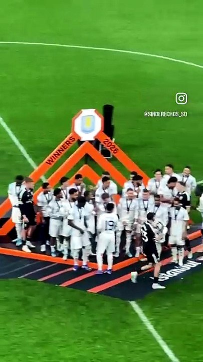 Un video reveló el enorme gesto de Dibu Martínez con un compañero que se había quedado sin medalla