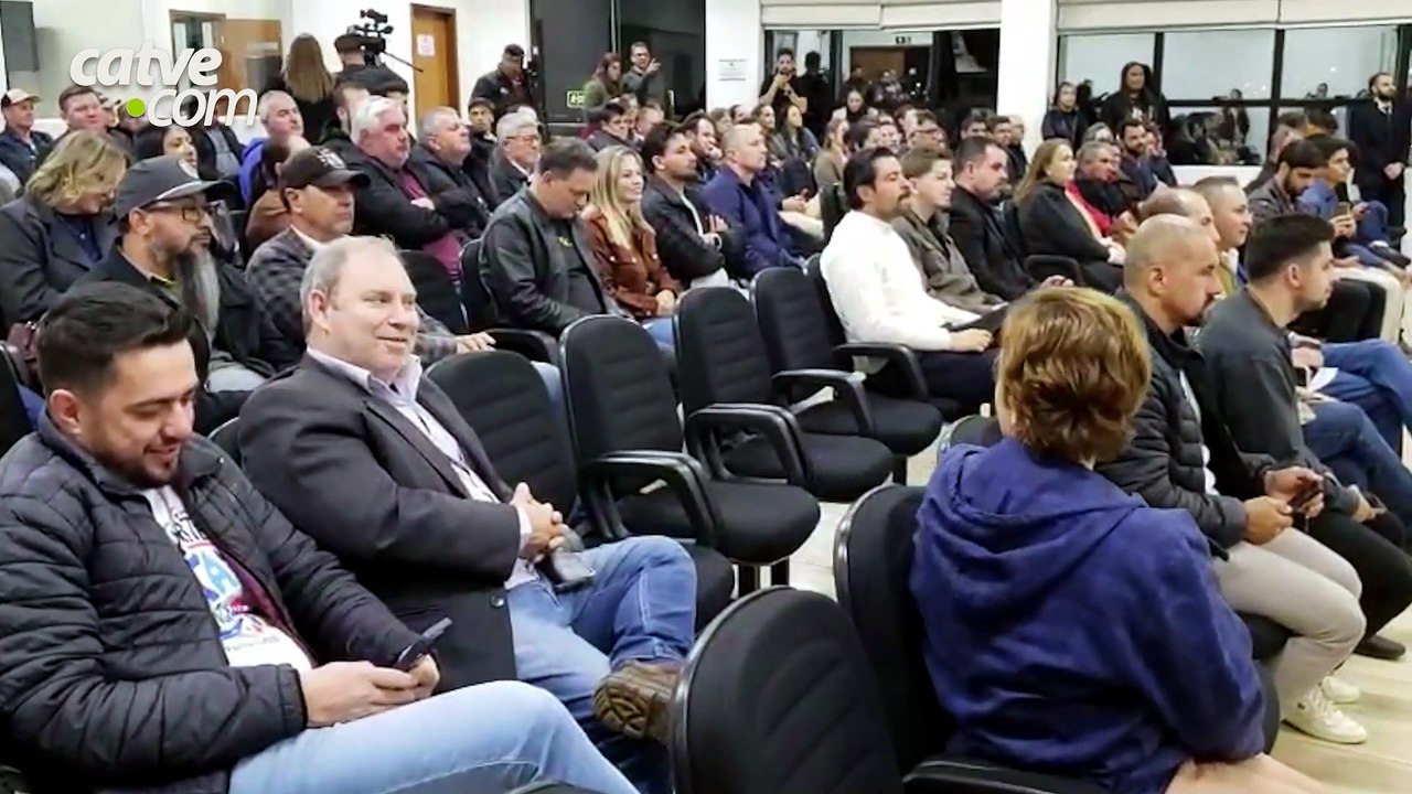 População participa de audiência pública que discute quedas de energia em Cascavel