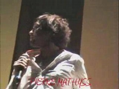 Champs élysées et siffler sur la colline à VILLEPARISIS