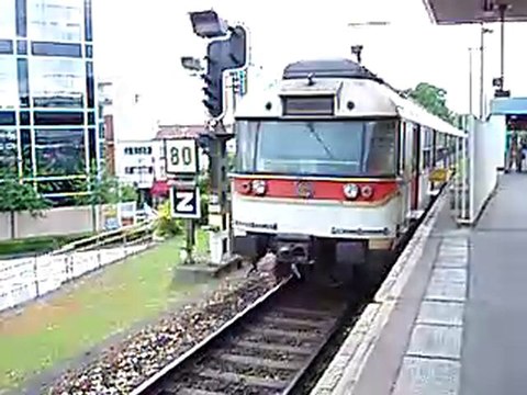 MS61 : Départ de la gare de Rueil Malmaison sur la ligne A du RER