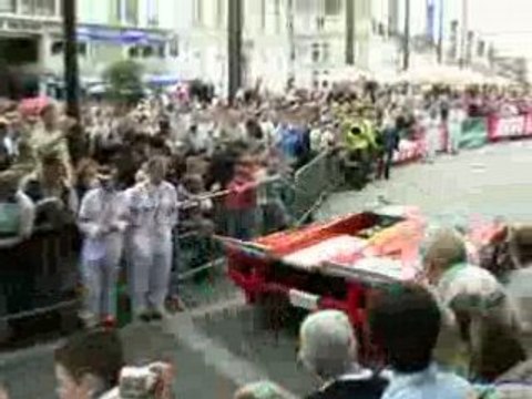 24H Mans 08 Parade LOLA