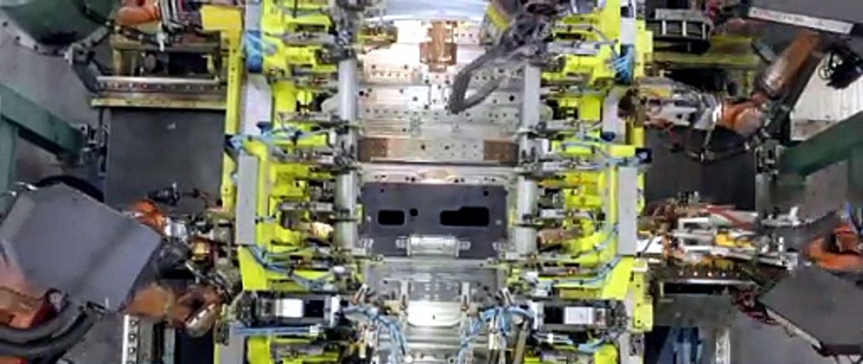 L'usine Mercedes-Benz de Brême assure la production de onze modèles différents